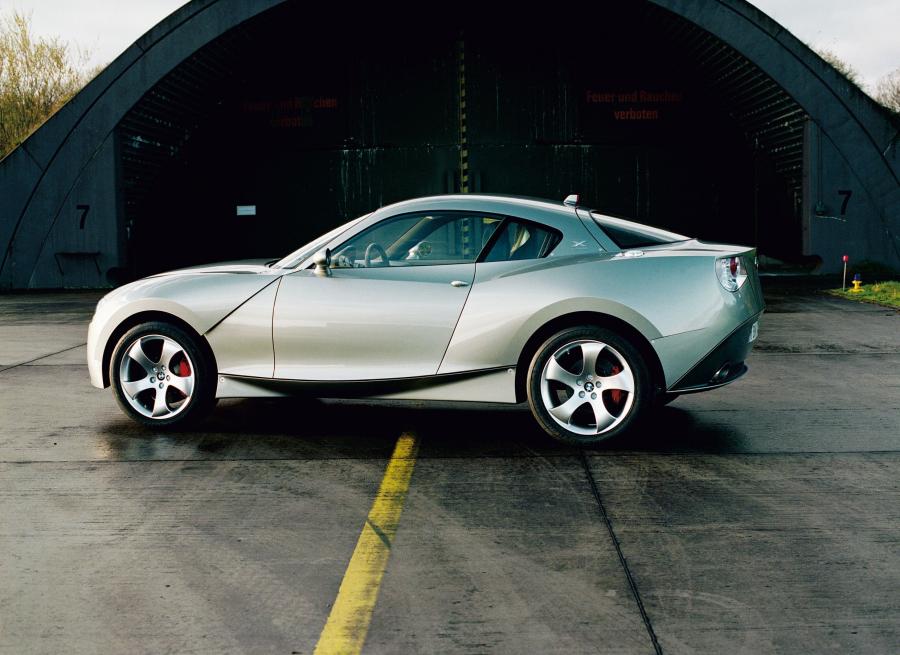  BMW X Coupe Concept 2001 года  (фото 3 из 15)